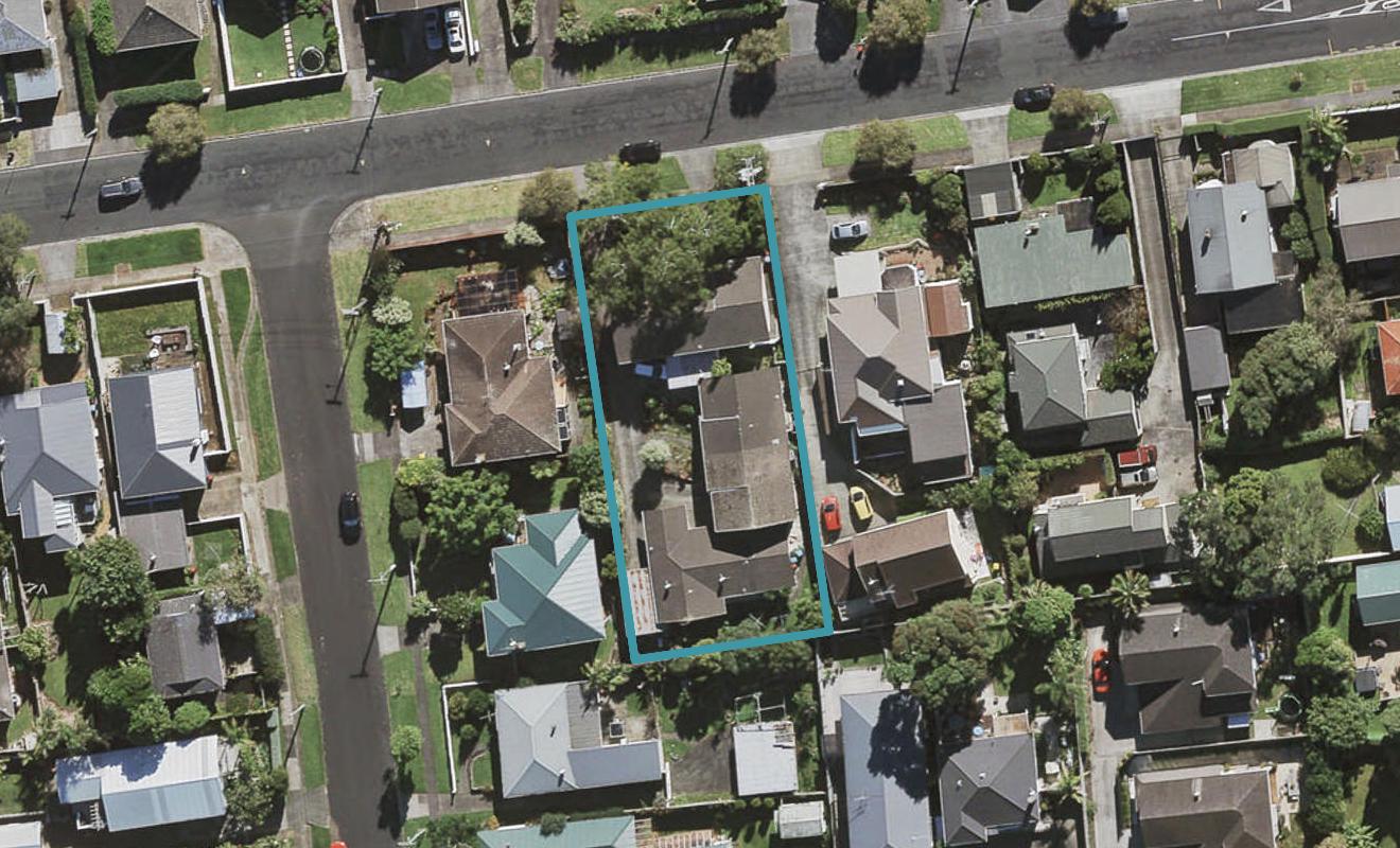 1/23 Tawa Road, Onehunga, Auckland - Carousel 1