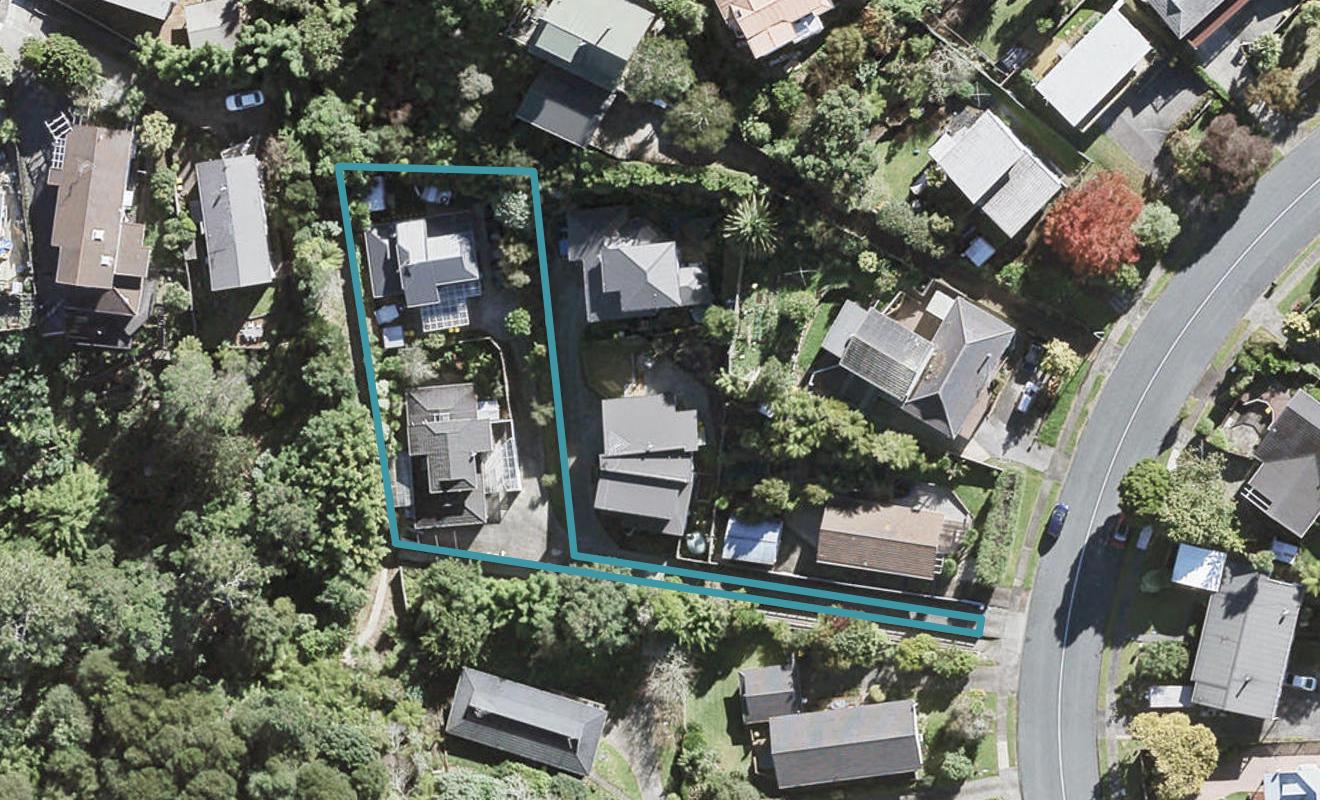 2/74 Stapleford Crescent, Browns Bay, Auckland - Carousel 1