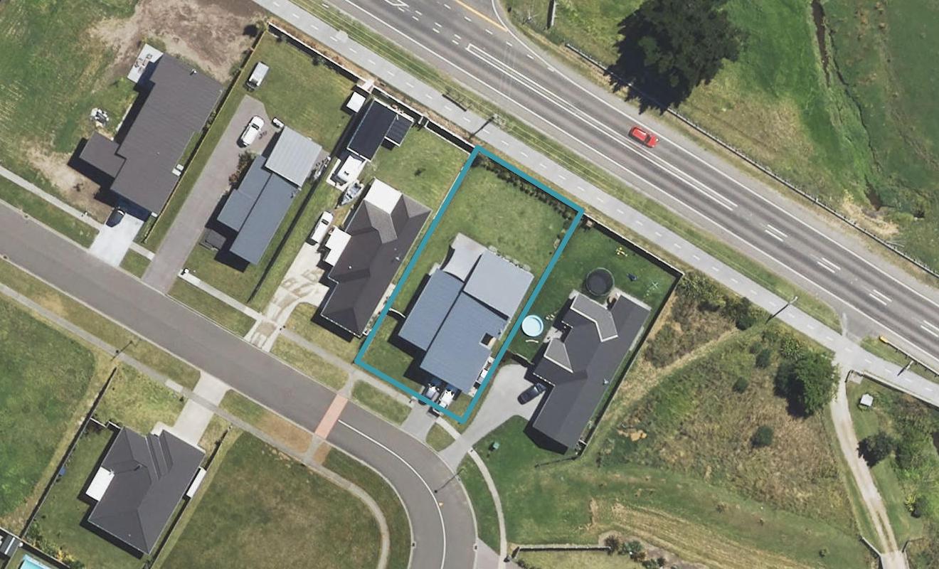 34 Hamilton Drive, Wainui, Gisborne - Carousel 1