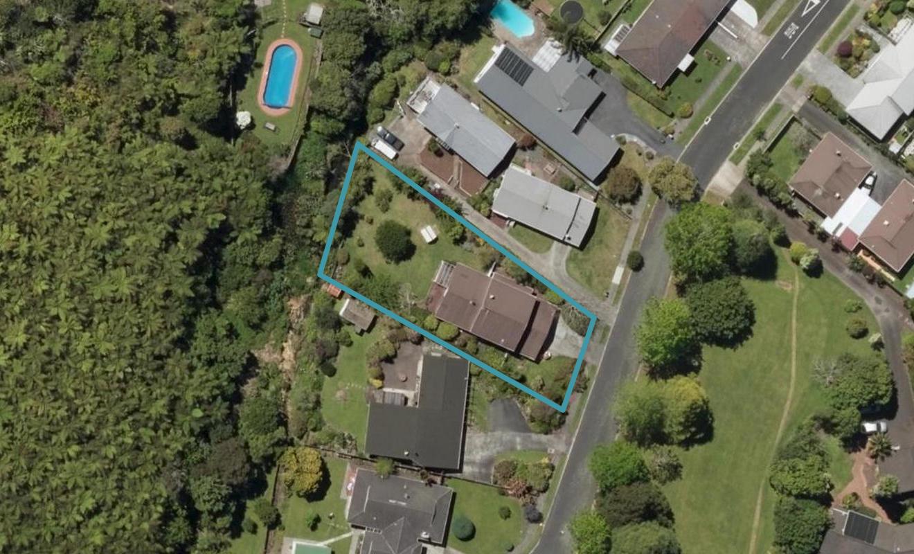 8 Elgin Place, Kamo, Whangarei - Carousel 1