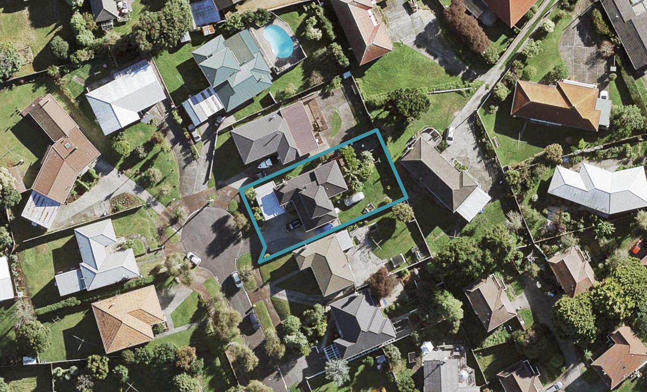 7 Khandallah Place, New Windsor, Auckland - Carousel 1