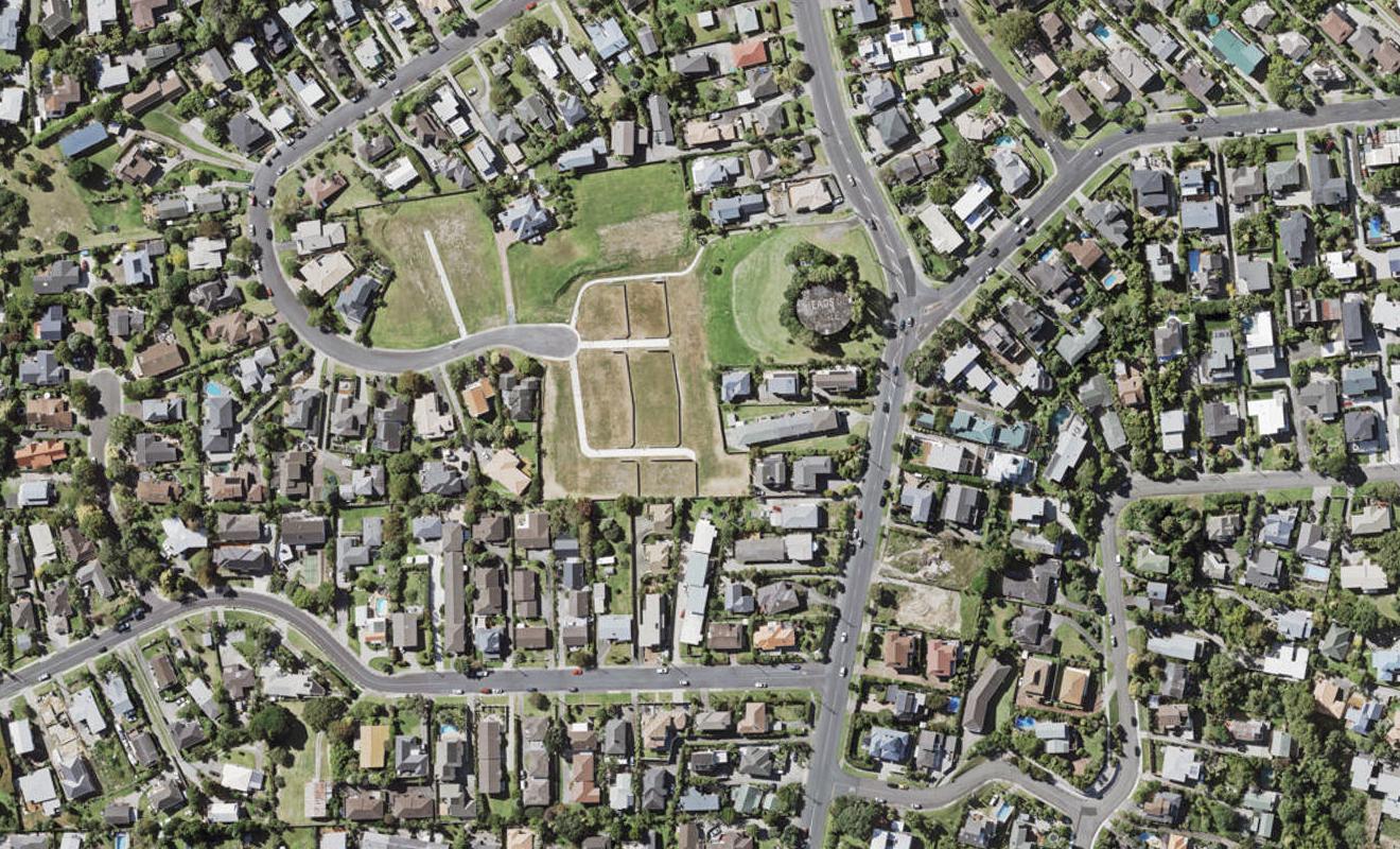8 Oakheart Way, FORREST HILL, AUCKLAND - Carousel 1