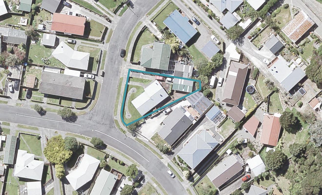 2 Manurewa Grove, Wainuiomata, Lower Hutt - Carousel 1