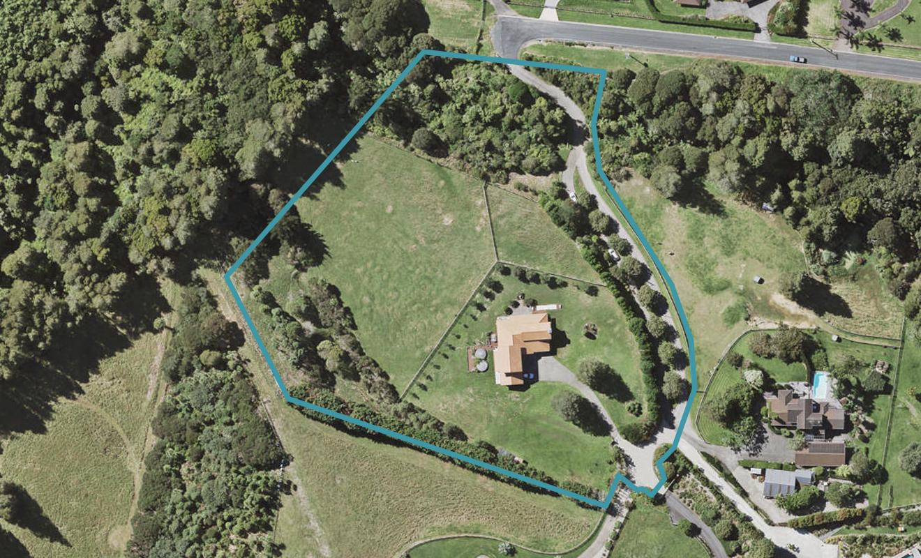 52 Pearson Road, Howick - Carousel 1