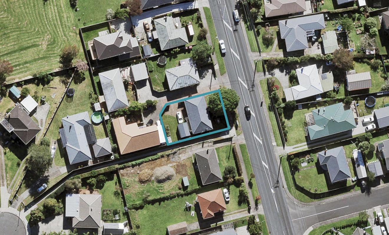 638 Te Atatu Road, Te Atatu Peninsula, Auckland - Carousel 1
