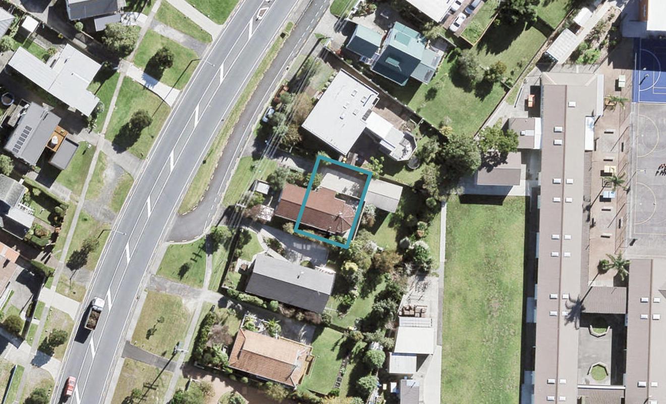 771B East Coast Road, Northcross, Auckland - Carousel 1