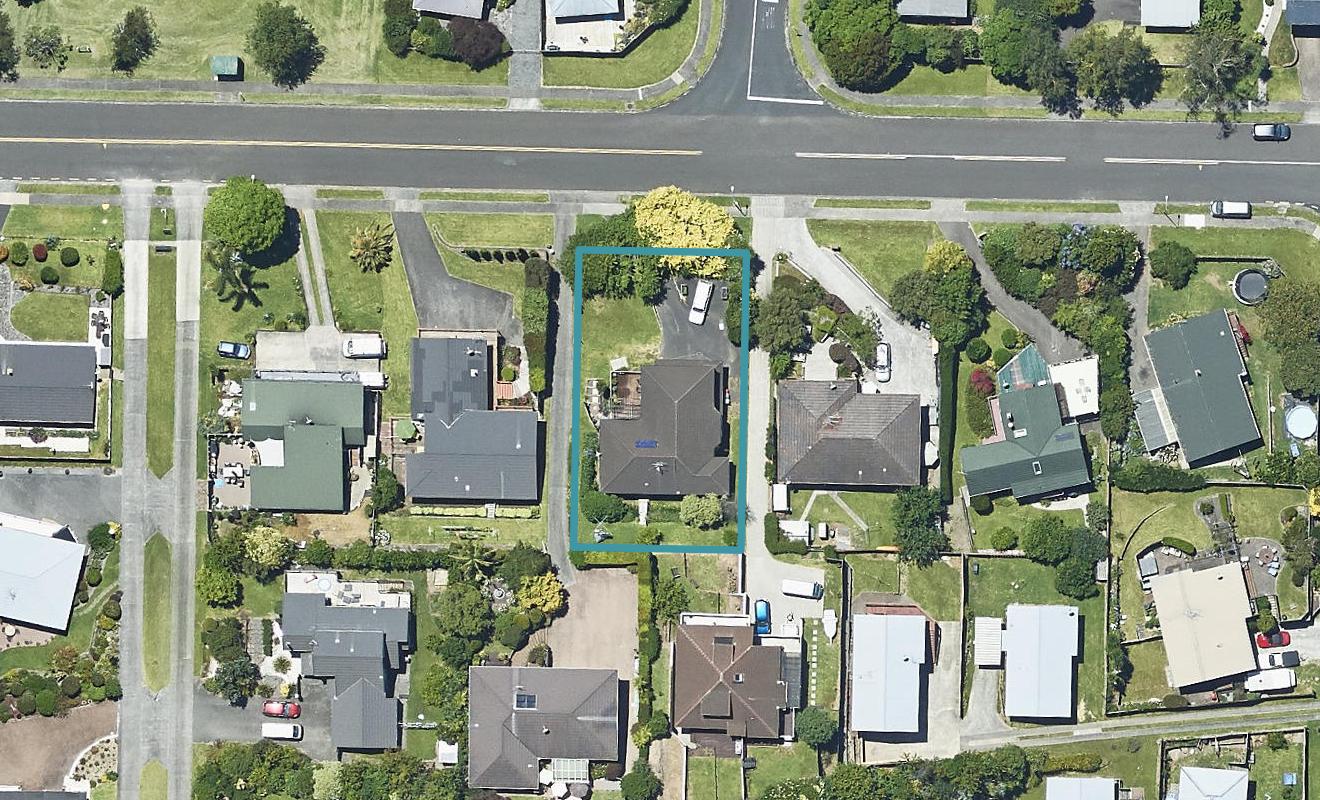 36 James Cook Drive, Welcome Bay, Tauranga - Carousel 1