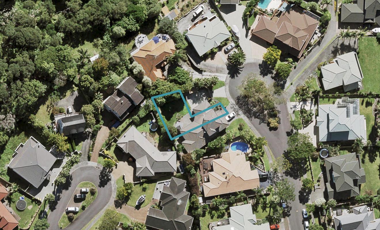 32D Vermeer Place, West Harbour, Auckland - Carousel 1