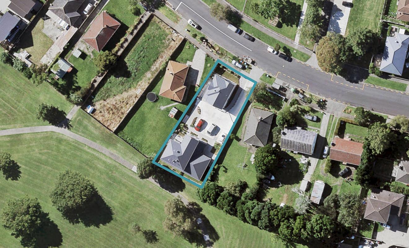 5/41 Eastview Road, Glen Innes, Auckland - Carousel 1
