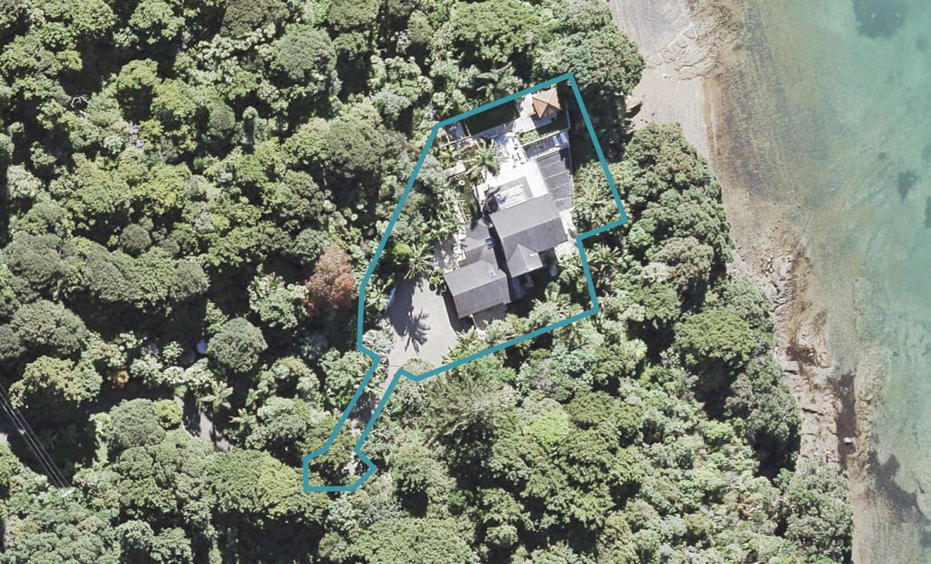 100 Cornwallis Road, Cornwallis, Auckland - Carousel 1
