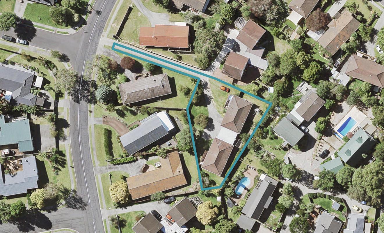 1/19 Weetman Drive, Browns Bay, Auckland - Carousel 1
