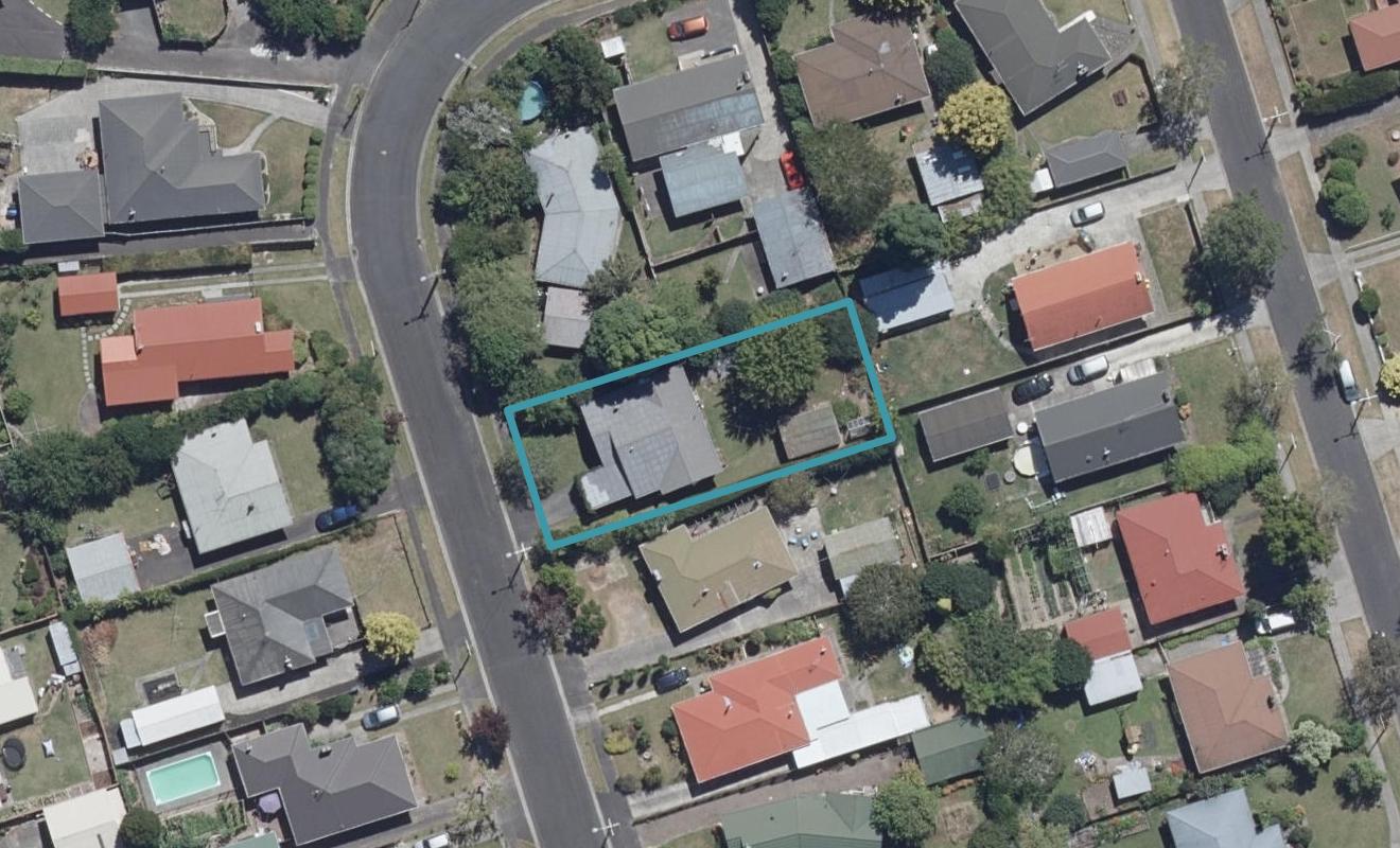 22 Beech Crescent, Hillcrest, Hamilton - Carousel 1