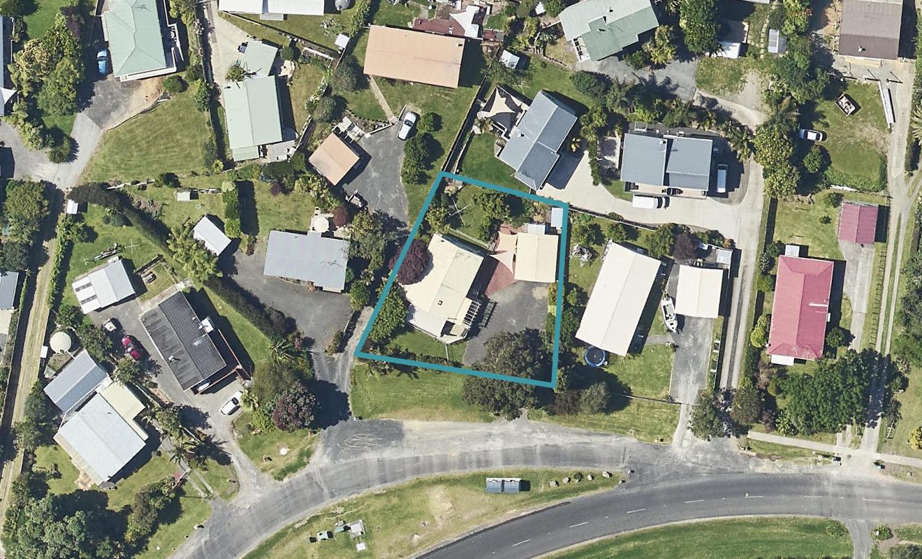 132 Athenree Road, Athenree, Katikati - Carousel 1