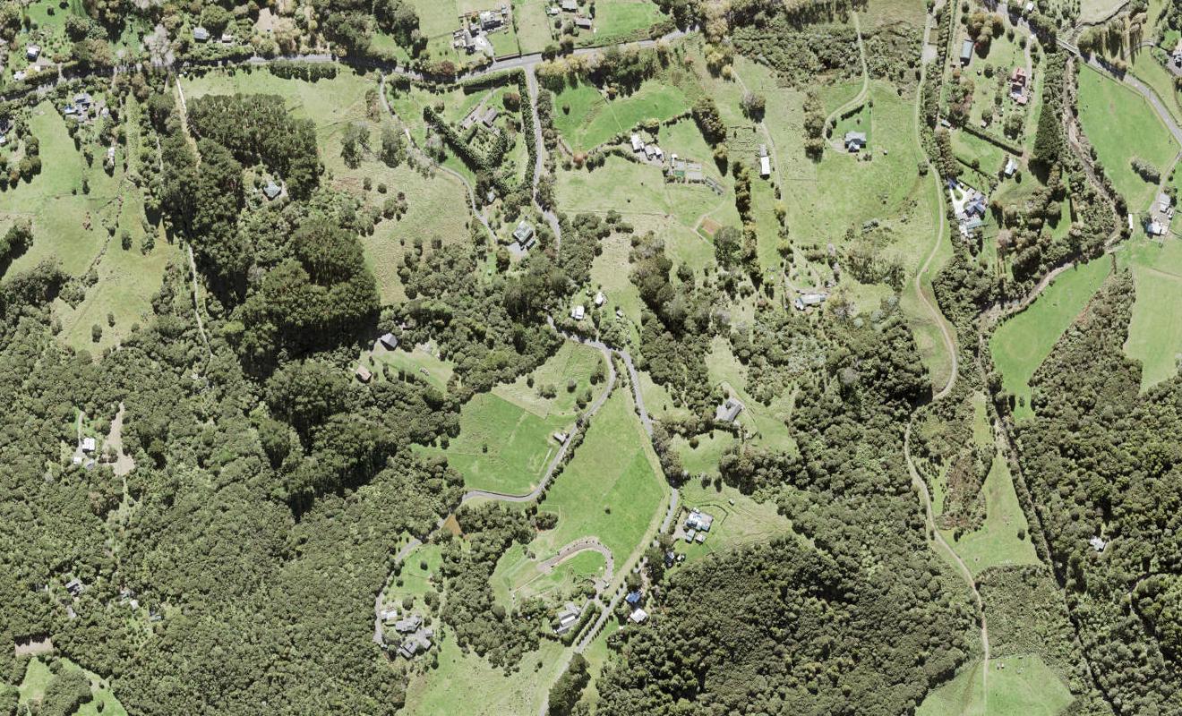 11 Long Road, Waitakere, Auckland - Carousel 1