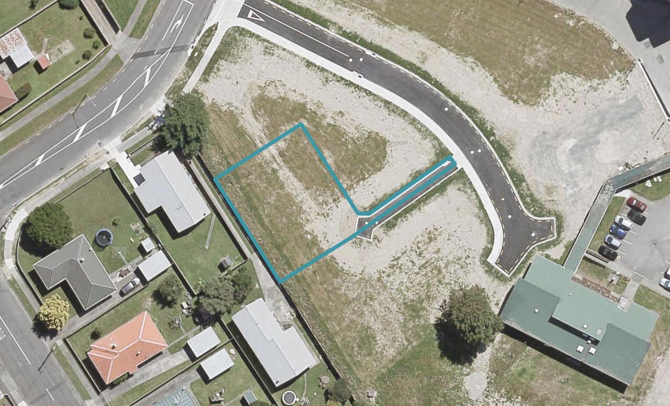 6 Don Griffin Grove, Trentham, Upper Hutt - Carousel 1