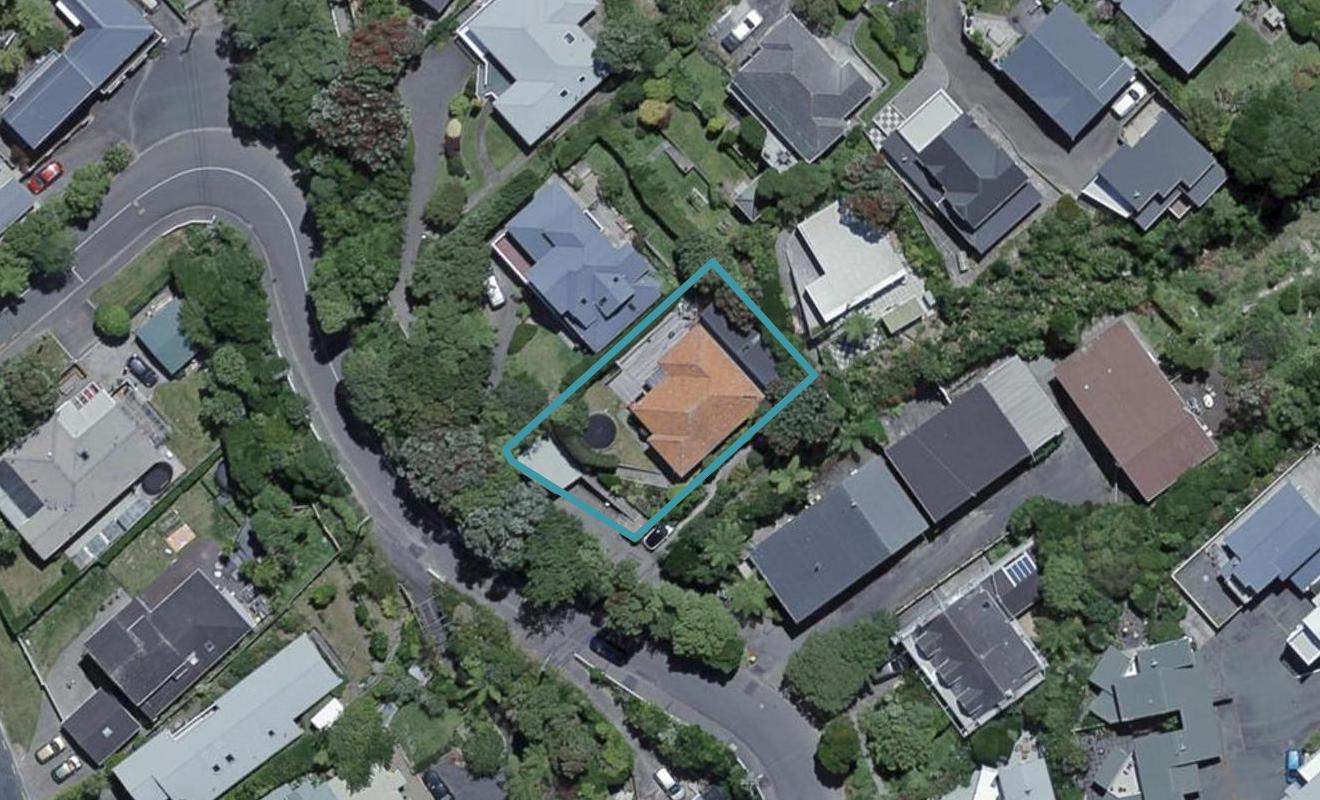 21 Madras Street, Khandallah, Wellington - Carousel 1