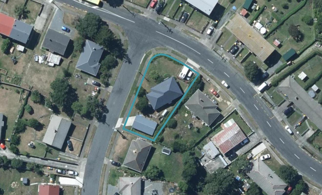 86 Bedford Street, Cannons Creek, Porirua - Carousel 1