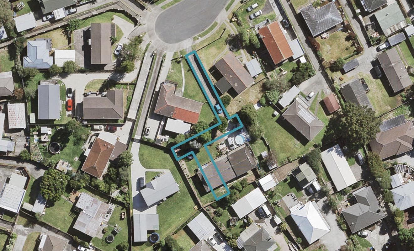 20E Sabot Place, Massey, Auckland - Carousel 1