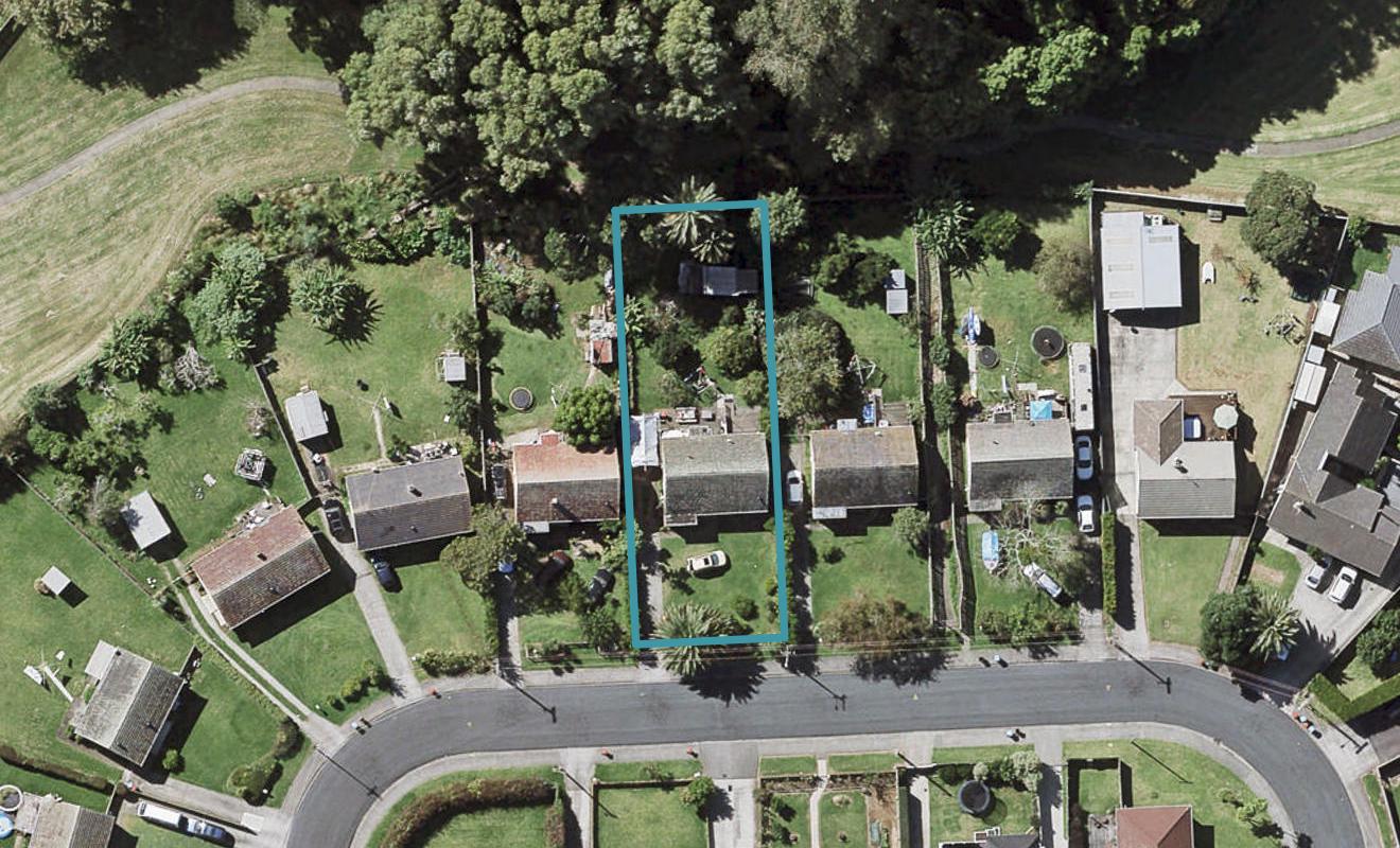 23 Coral Crescent, Panmure, Auckland - Carousel 1