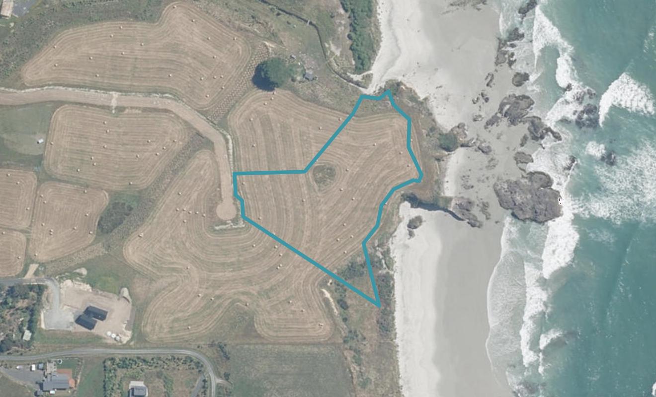 27 Otuarae Drive, TAIERI BEACH - Carousel 1