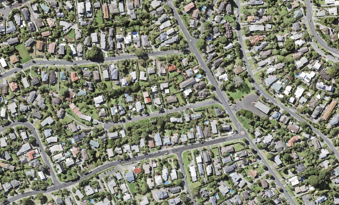 3/1 Montana Avenue, Murrays Bay, Auckland - Carousel 1