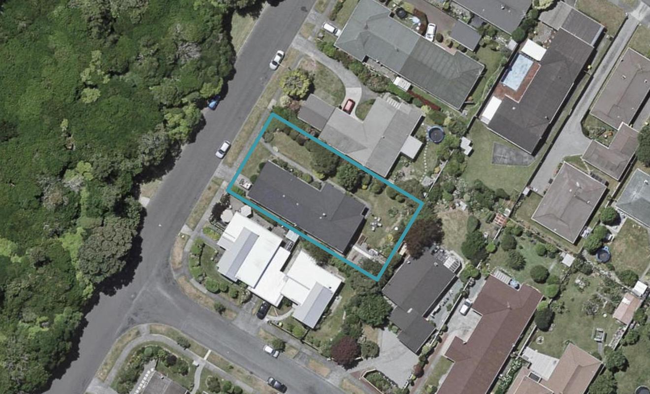 84 Rimu Street, Waikanae - Carousel 1