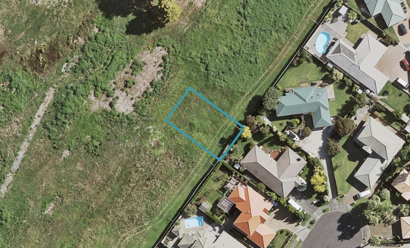 52 Waituarua Drive, Takanini, Auckland - Carousel 1