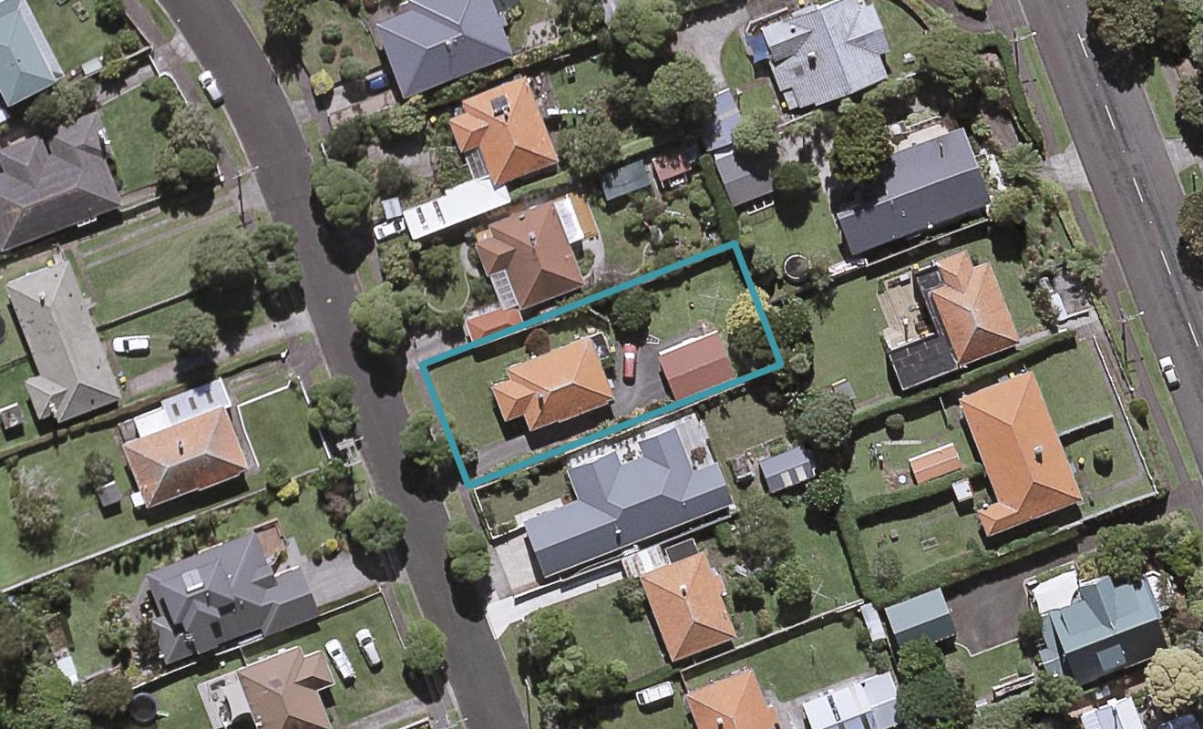 22 Plympton Street, Brooklands, New Plymouth - Carousel 1