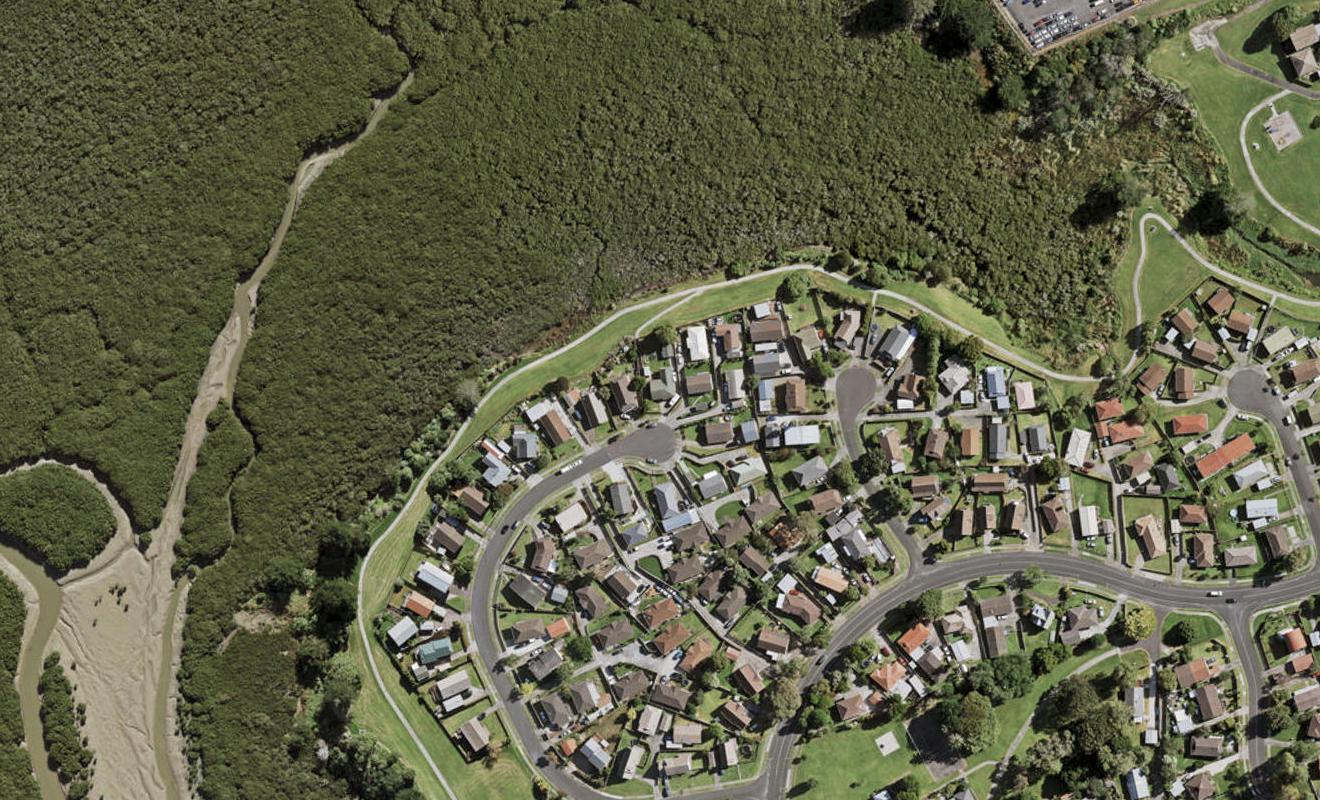 42A Kopara Place, Clendon Park, Auckland - Carousel 1