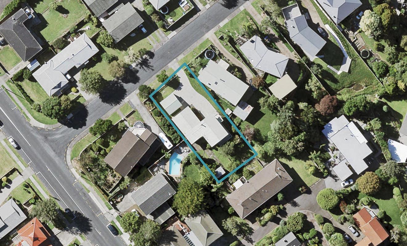 5 Reydon Place, Cockle Bay, Auckland - Carousel 1