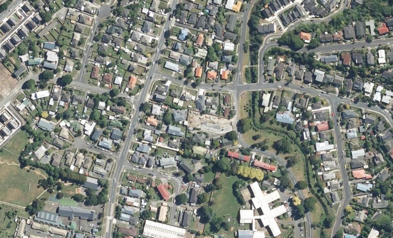 12/489 Riverside Drive, Fairfield, Lower Hutt - Carousel 1