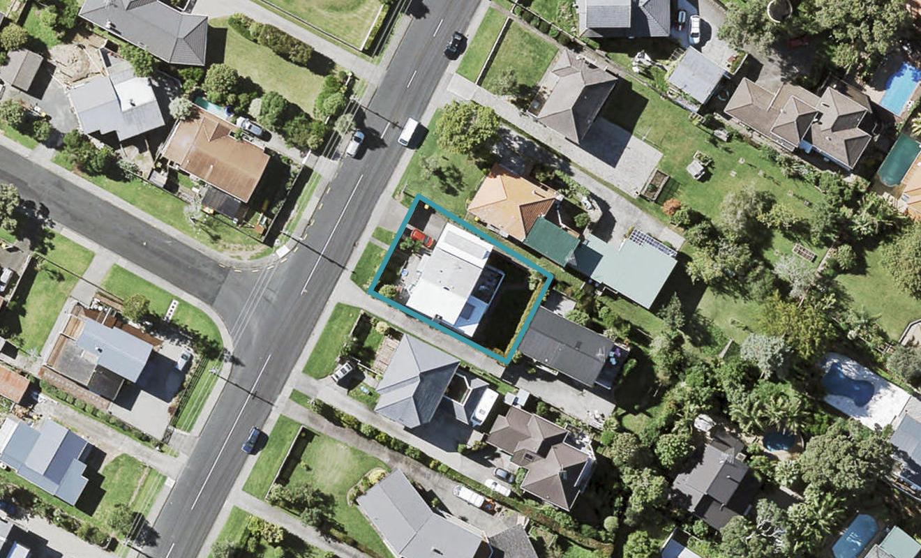 79A Litten Road, Cockle Bay, Auckland - Carousel 1