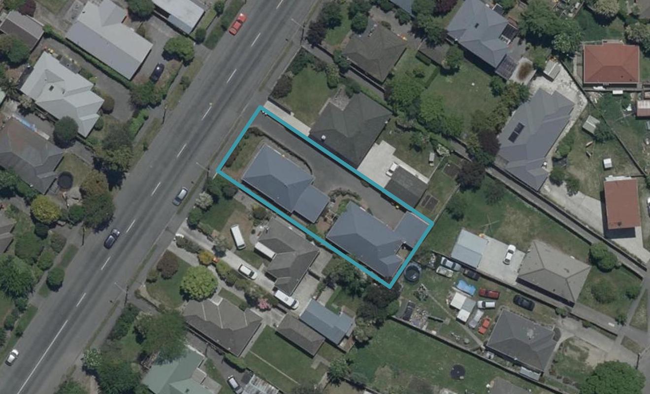 2/216 Greers Road, Bryndwr, Christchurch - Carousel 1
