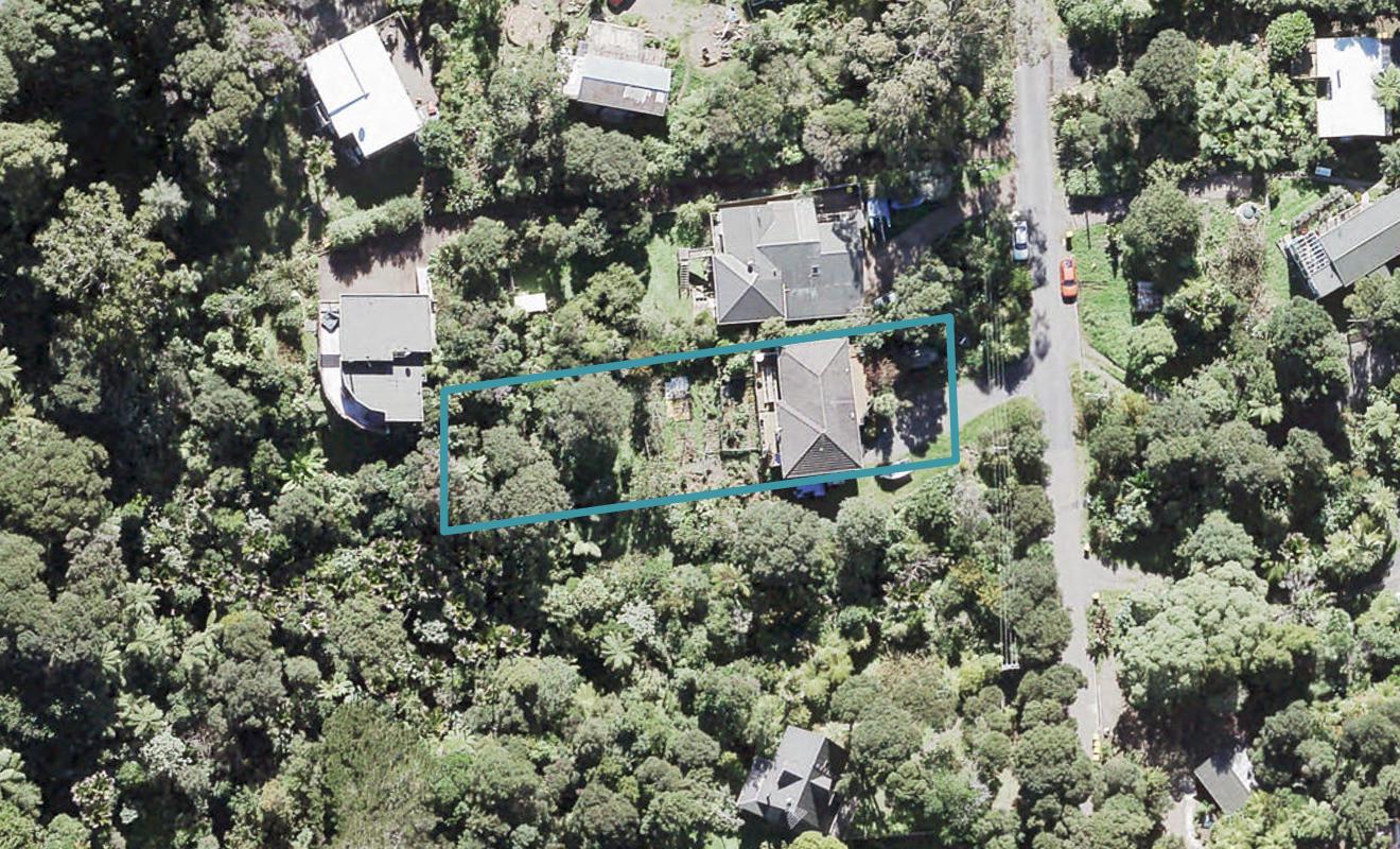 11 Kilgour Terrace, Huia, Auckland - Carousel 1
