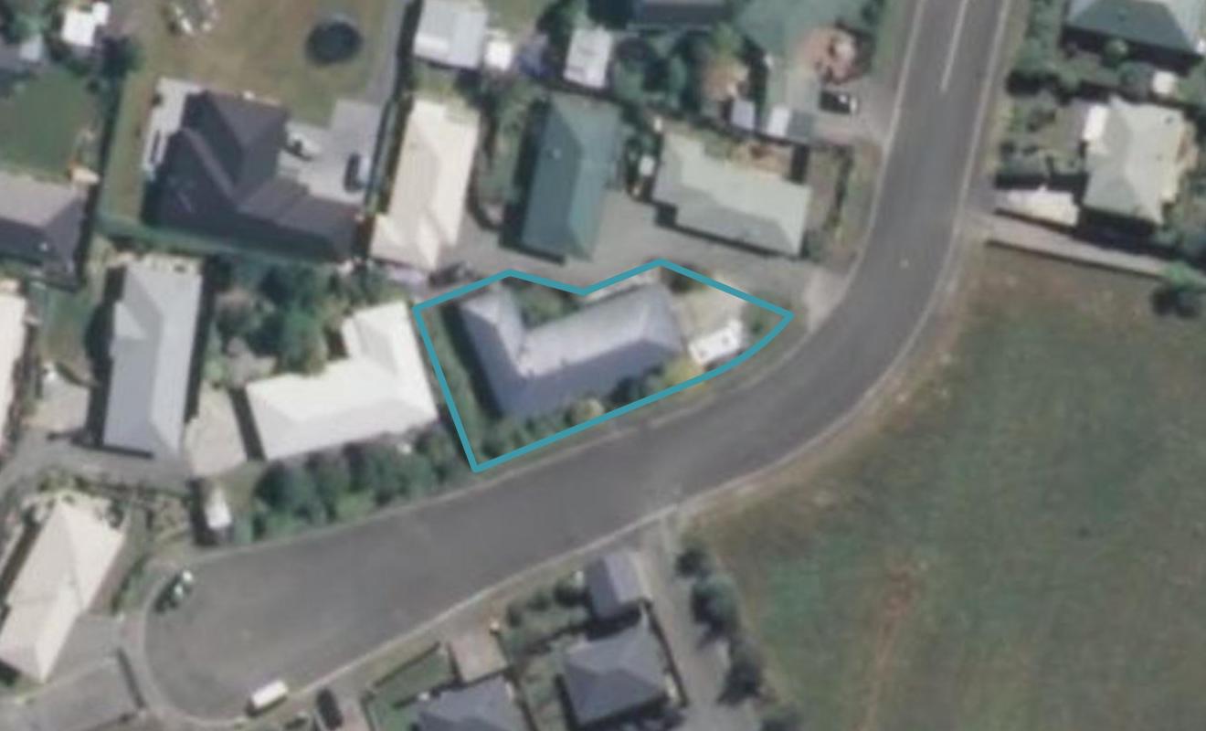11 Ellesmere Place, Oceanview, Timaru - Carousel 1