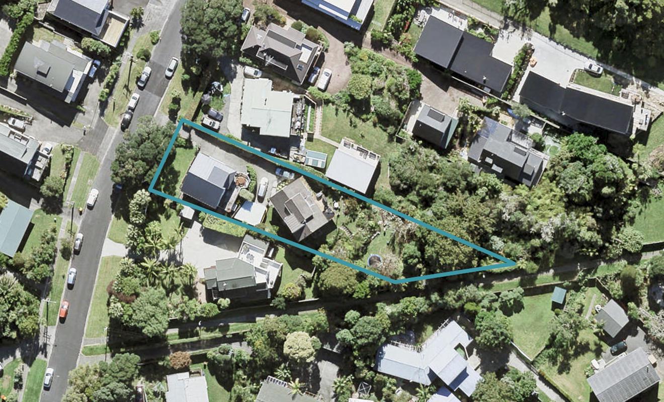 2/85 Hebron Road, Waiake, Auckland - Carousel 1