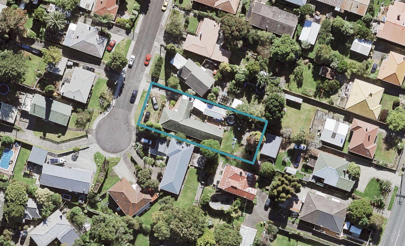 8 Woolley Avenue, New Lynn, Auckland - Carousel 1