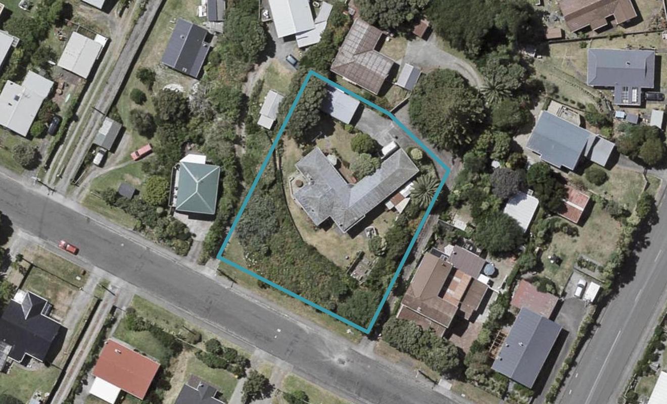42 Toi Street, Otaki Beach, Otaki - Carousel 1