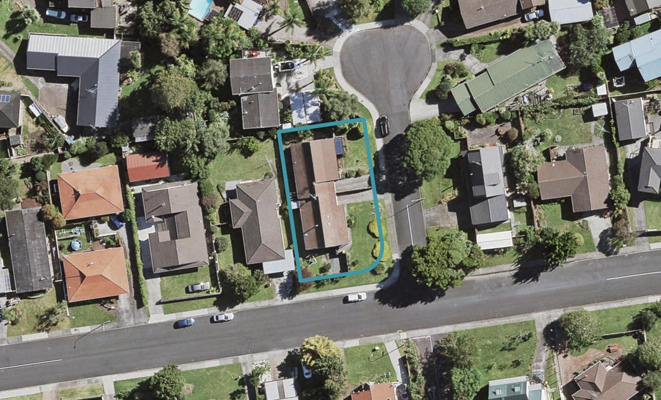 2/1 Dalkeith Place, Opaheke, Papakura - Carousel 1