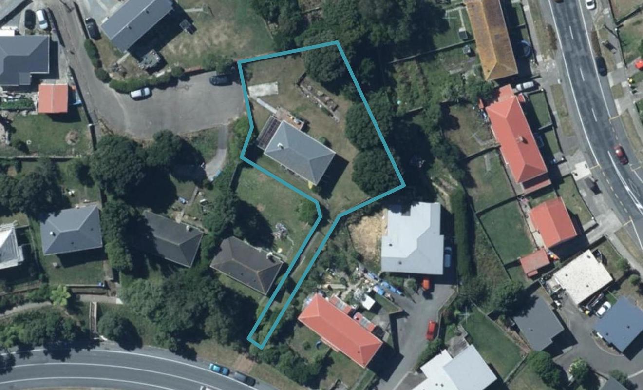 195 Mungavin Avenue, Cannons Creek, Porirua - Carousel 1