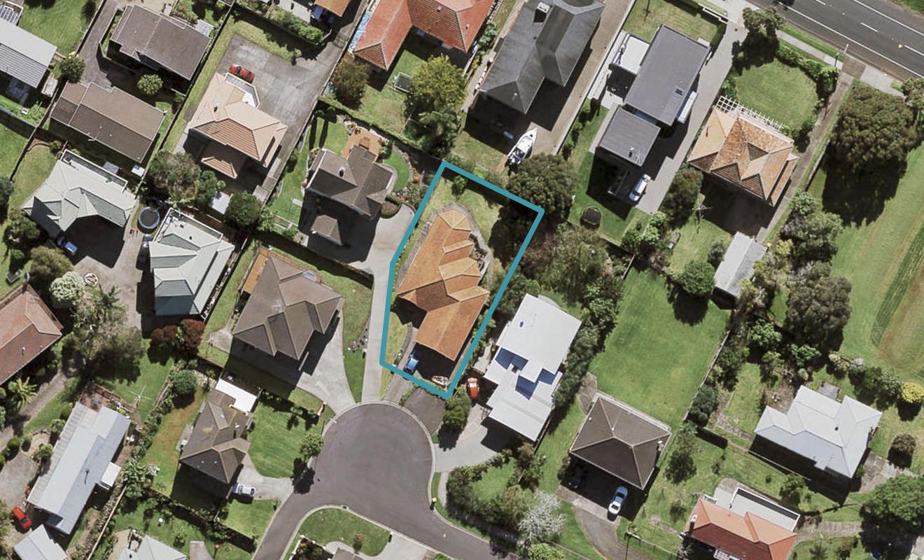 7 Watervista Place, Mangere Bridge, Auckland - Carousel 1