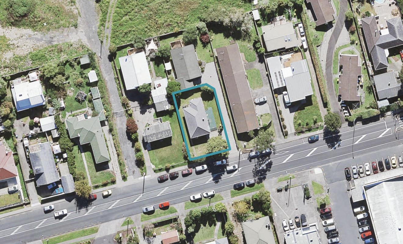 79 Godley Road, Green Bay, Auckland - Carousel 1