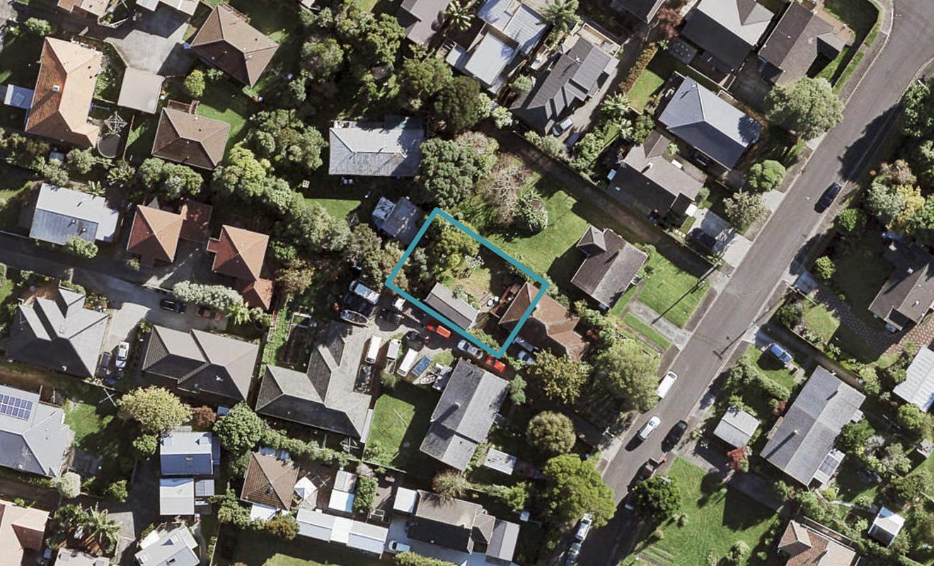 7A Tutuki Street, Waterview, Auckland - Carousel 1
