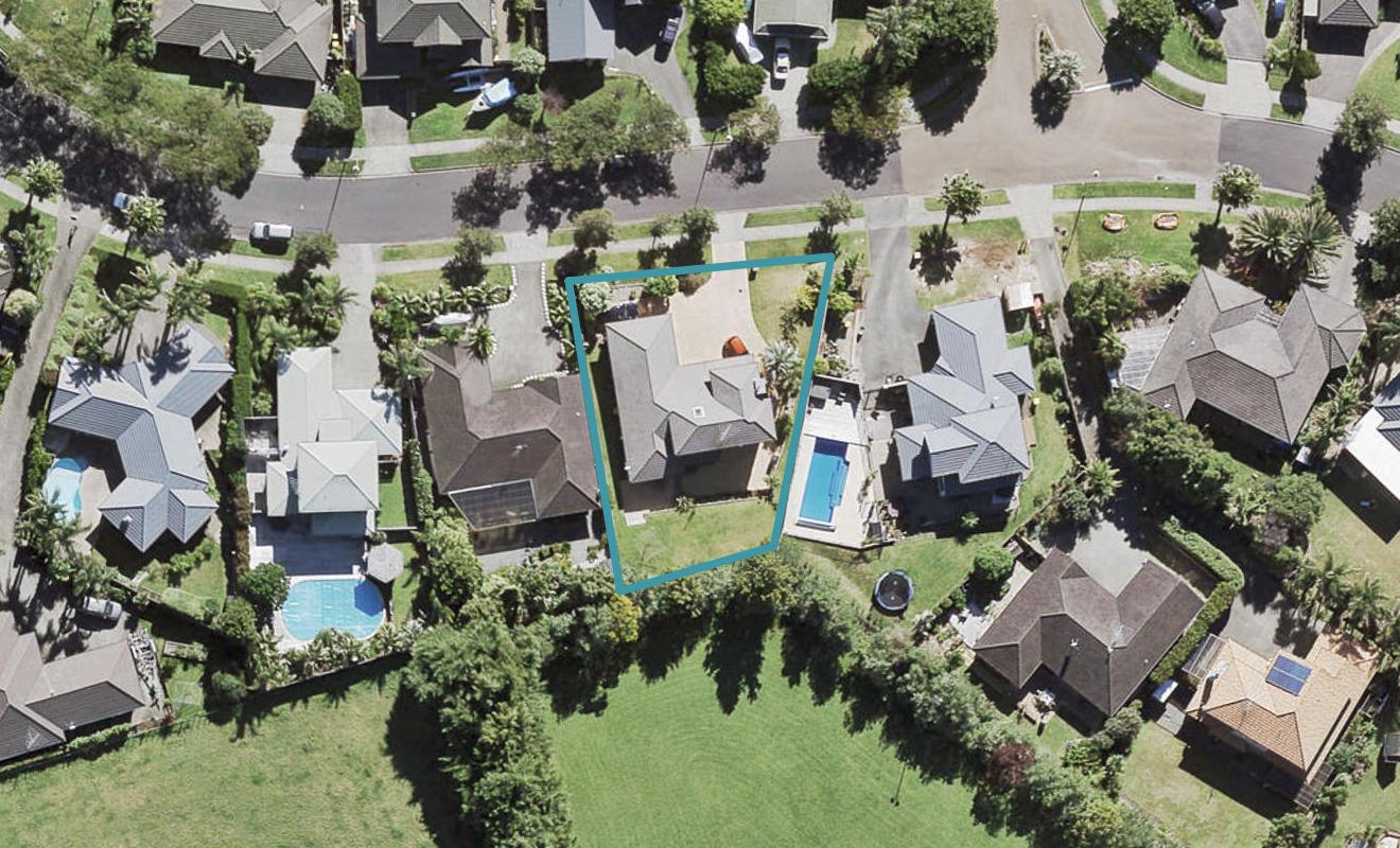 24 Te Wharau Drive, Greenhithe, Auckland - Carousel 1
