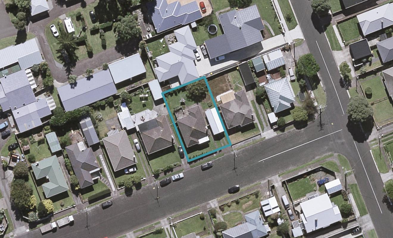 39 Princes Street, Fitzroy, New Plymouth - Carousel 1