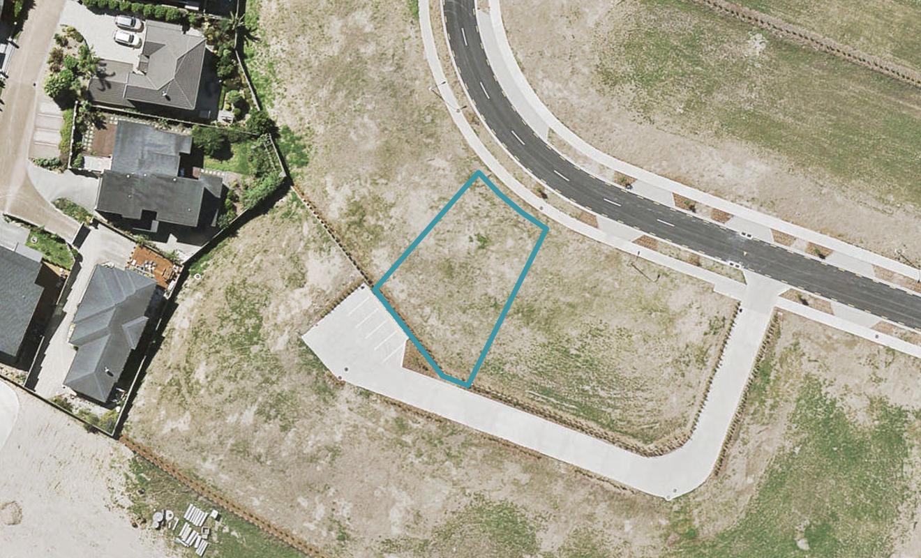10 Hooten Place, Oteha, Auckland - Carousel 1