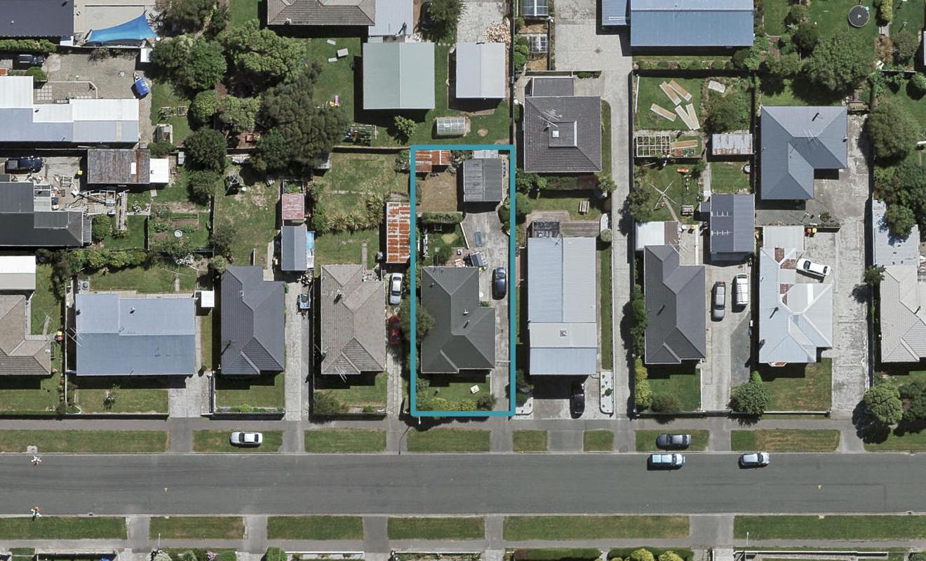100 Jenkin Street, Strathern, Invercargill - Carousel 1