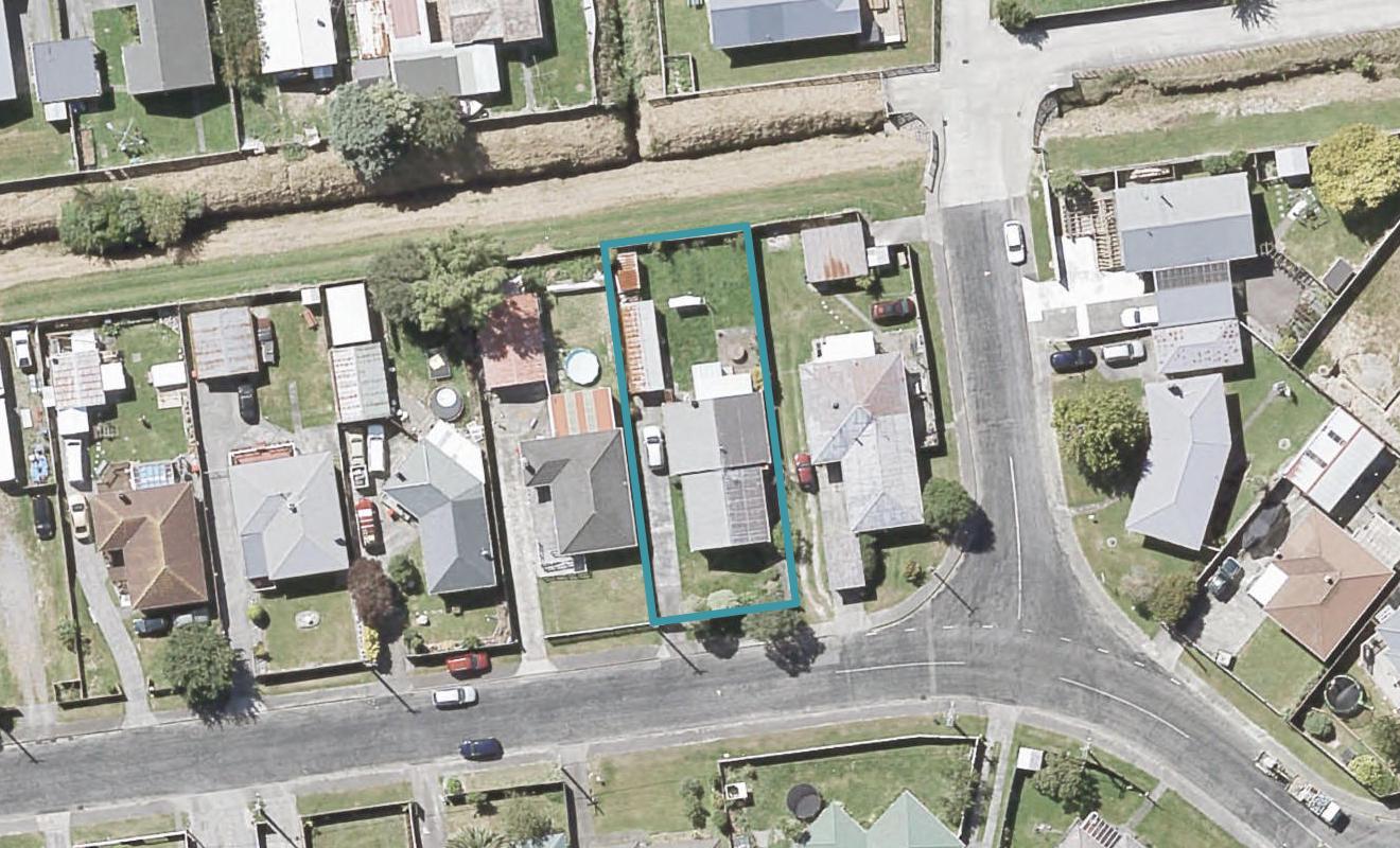 58 Russell Road, Wainuiomata, Lower Hutt - Carousel 1