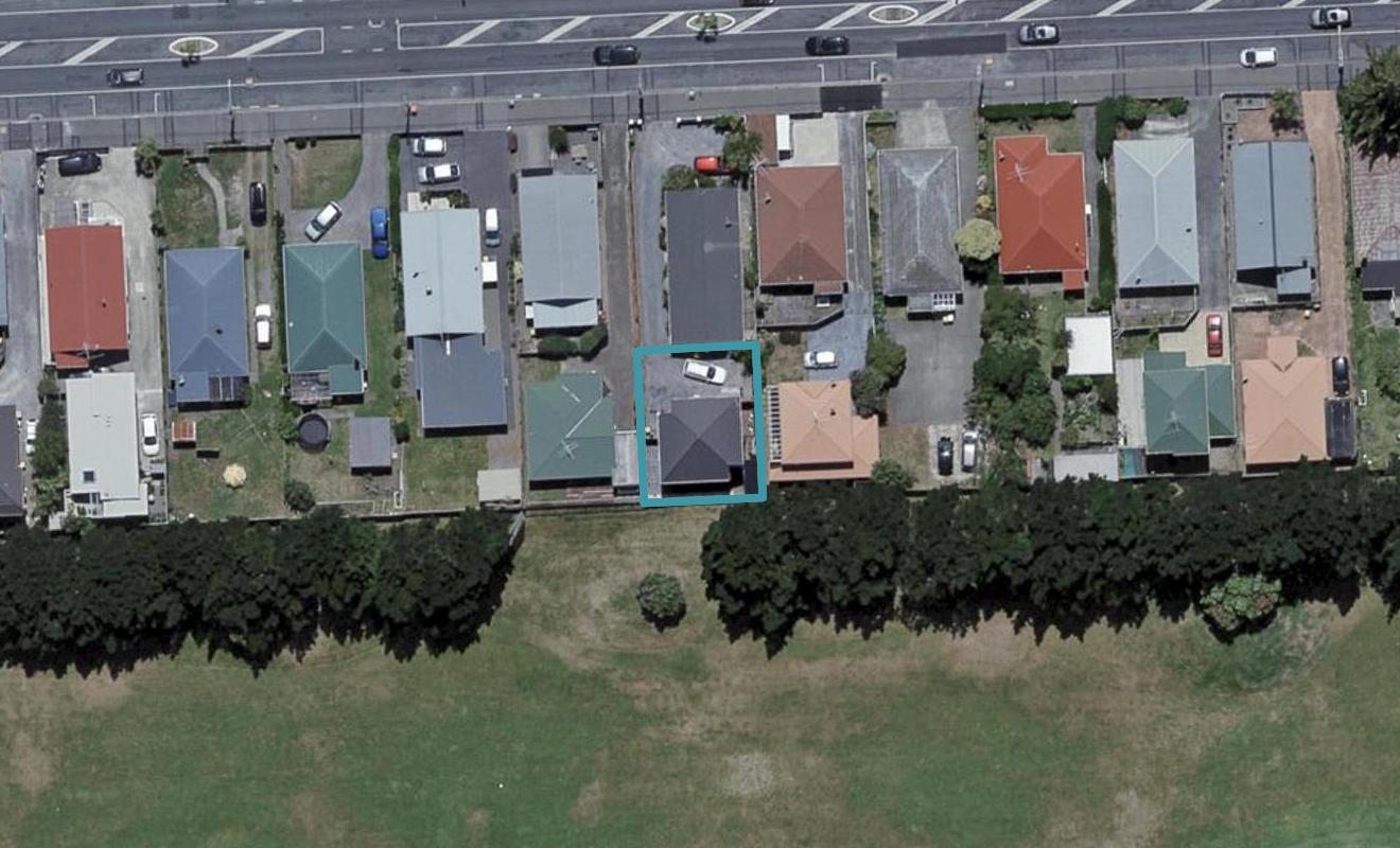 408B Broadway, Miramar, Wellington - Carousel 1
