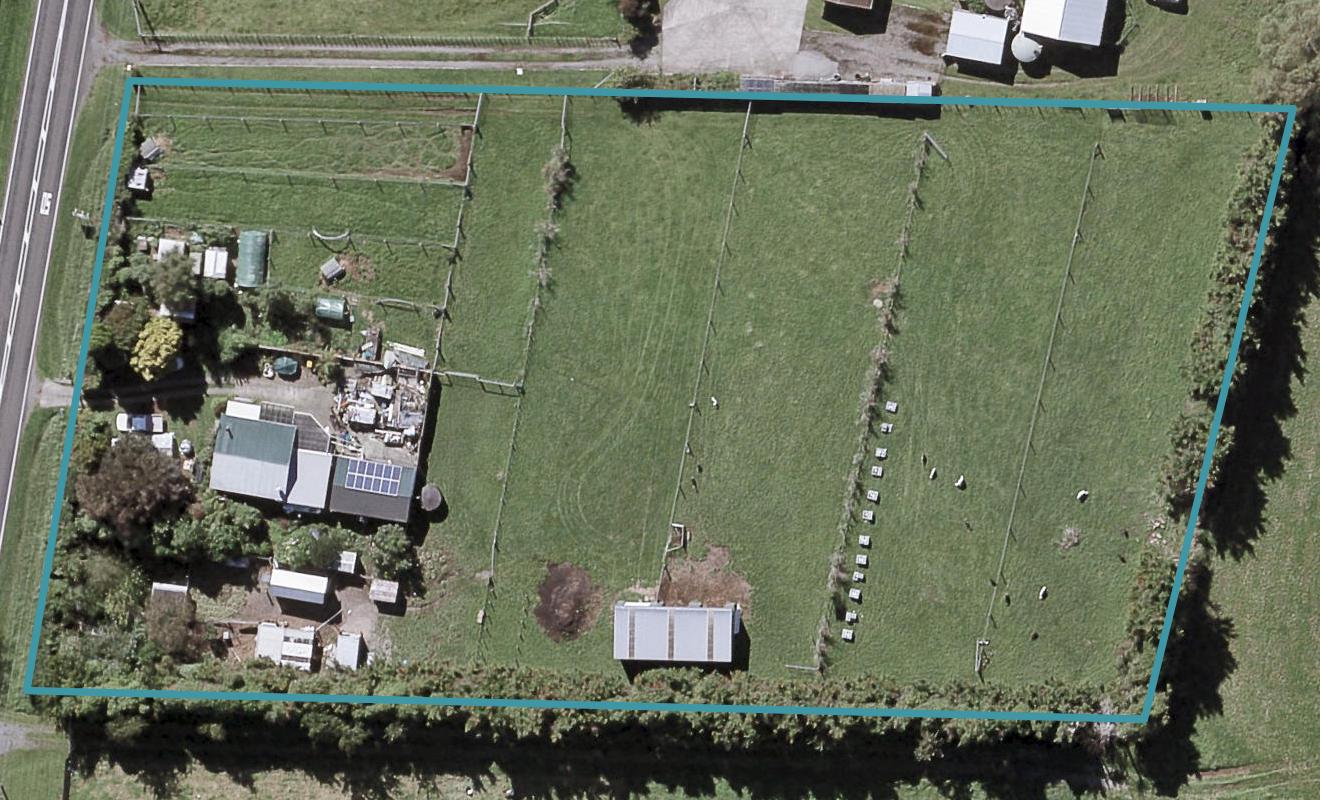469 Egmont Road, EGMONT VILLAGE, NEW PLYMOUTH - Carousel 1